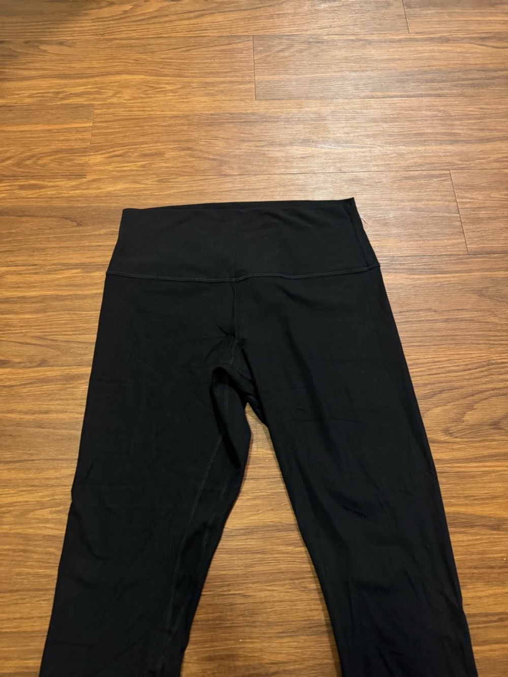 🖤 Lululemon black ribbed align leggings - Picture 3 of 5